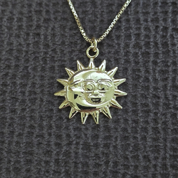 Mia Fiore Embossed Gold💛 Crescent Moon🌙 and Sun☀️ Adjustable Slide Necklace - Picture 13 of 16